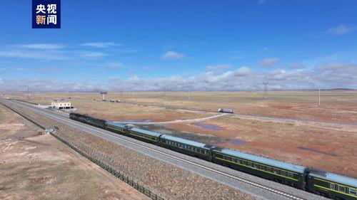 青藏铁路火车视频,青藏铁路火车之旅