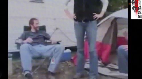 男生尿裤子的视频,揭秘男生尿裤子的真实场景