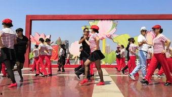 水兵舞视频,动感十足，展现海洋魅力