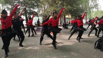 水兵舞视频,动感十足，展现海洋魅力