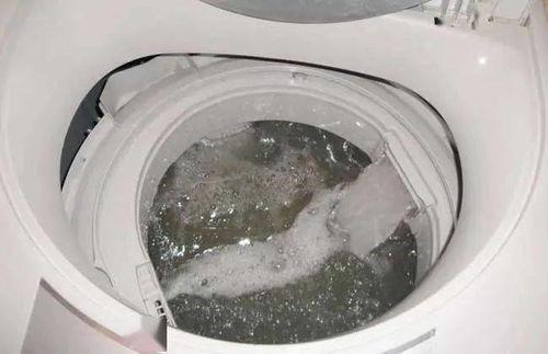 洗衣机清洗方法视频,视频揭秘高效清洁技巧