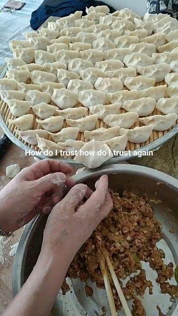 怎样包饺子视频慢动作,一招掌握传统美味