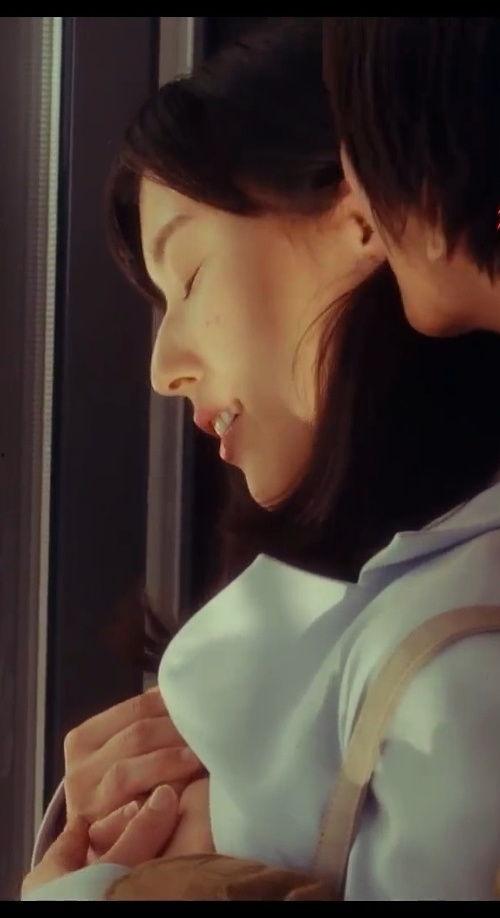 男女亲吻的视频,男女亲吻视频捕捉浪漫瞬间