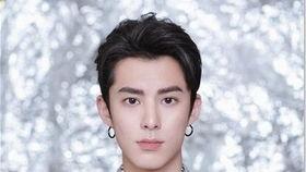 吃瓜爆料王鹤棣白鹿视频,视频曝光恋情疑云